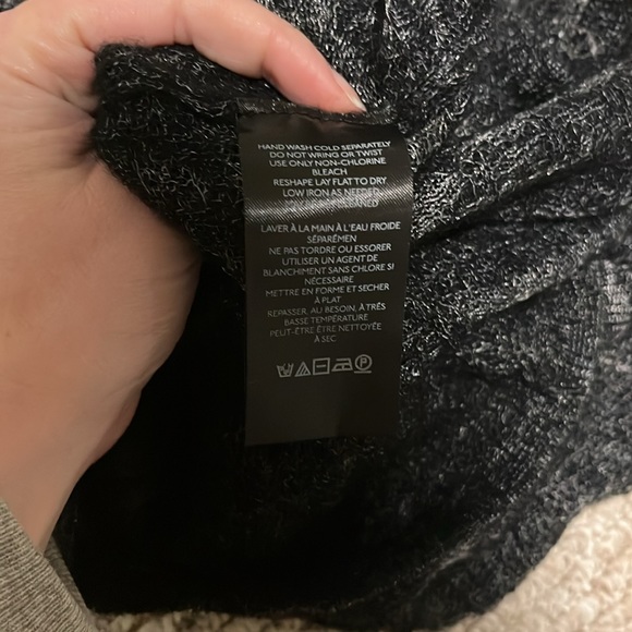 NEW! Anthropology Sweater - Picture 6 of 7